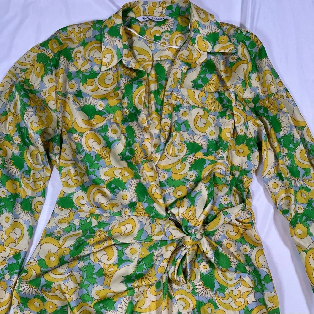 Zara Satin Wrap Yellow Green Floral Paisley‎ Influencer Baddie Mini Dress Size - Picture 3 of 8